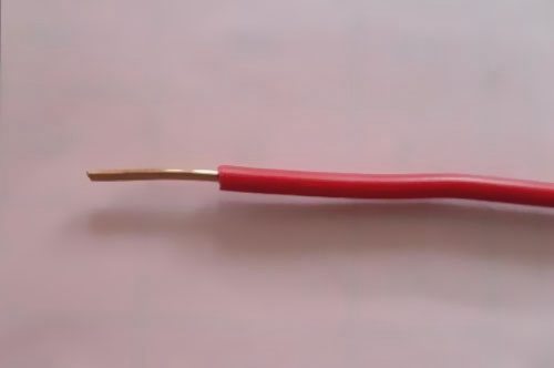 2.5平方的電線(xiàn)能通過(guò)多少A的電流?